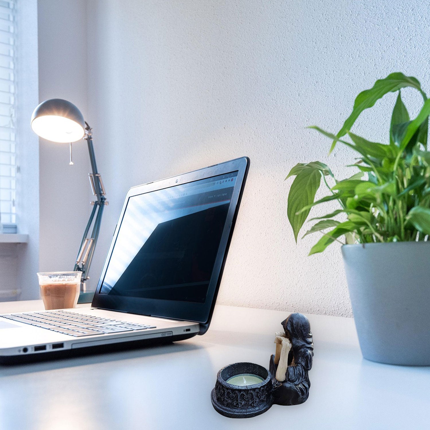 Gothic Skelett Teelichthalter – Mystische Halloween Deko, Totenkopf Kerzenhalter, Wetterfest