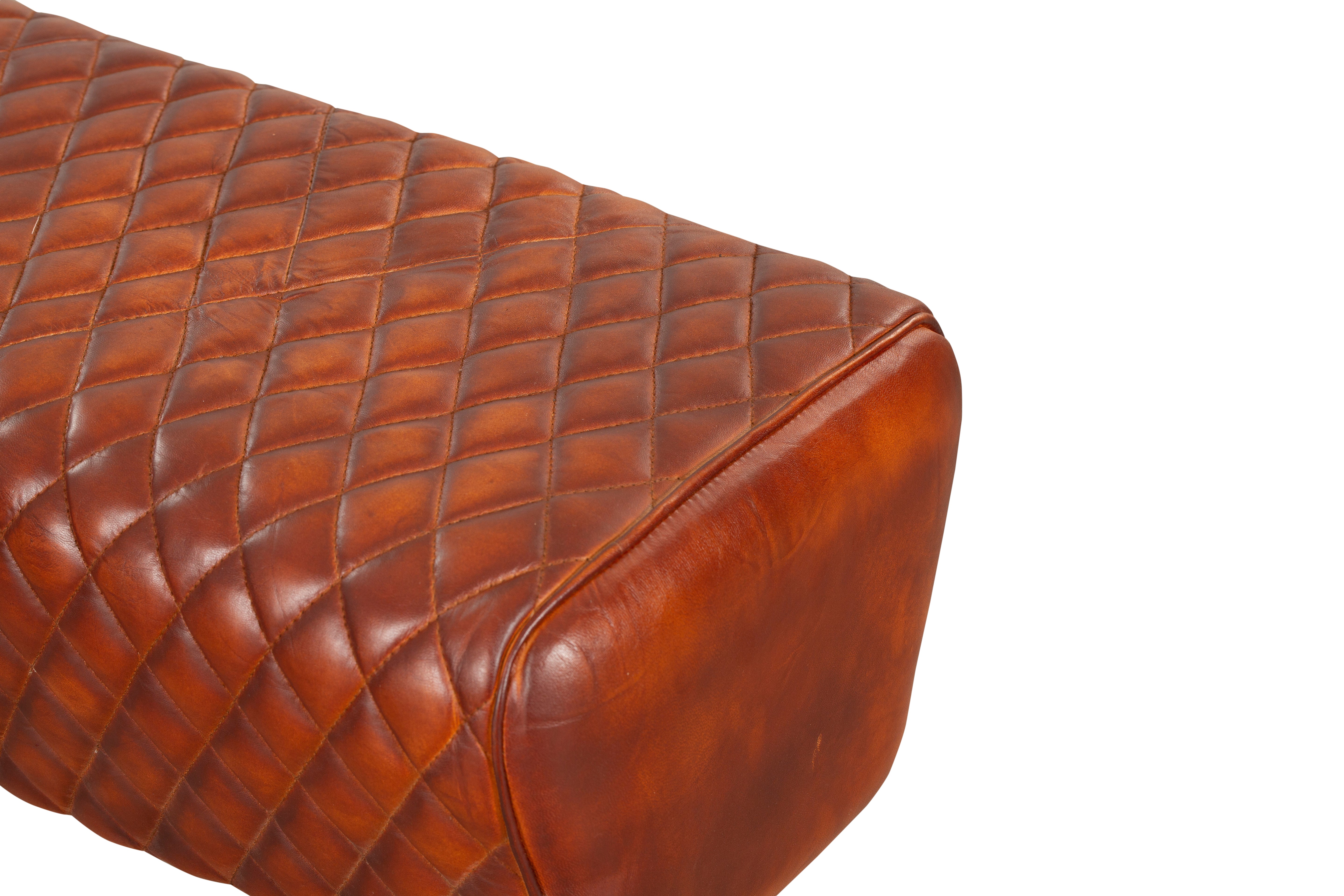 Sitzbank elegante Lederbank BHILAI Holzbank mit Rauten-Muster von Interia Home & Living