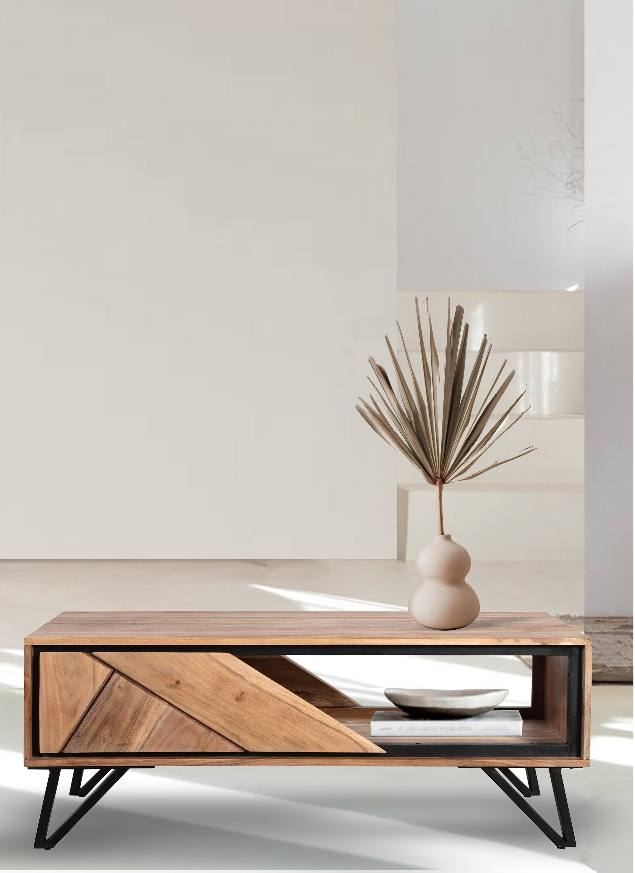 Couchtisch massiver Sofatisch AMBALA Wohnzimmertisch aus Akazienholz von Interia Home & Living