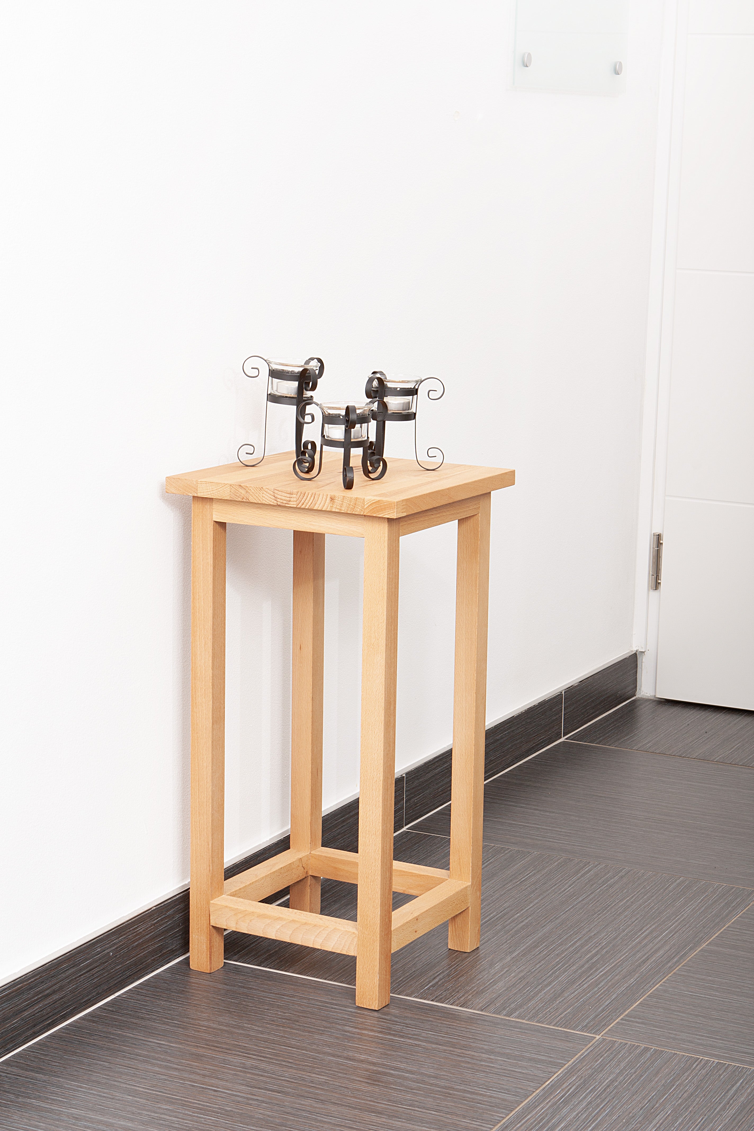 Blumenständer massiver Pflanzenständer MARCO 2 Dekohocker aus Kernbuche von Interia Home & Living