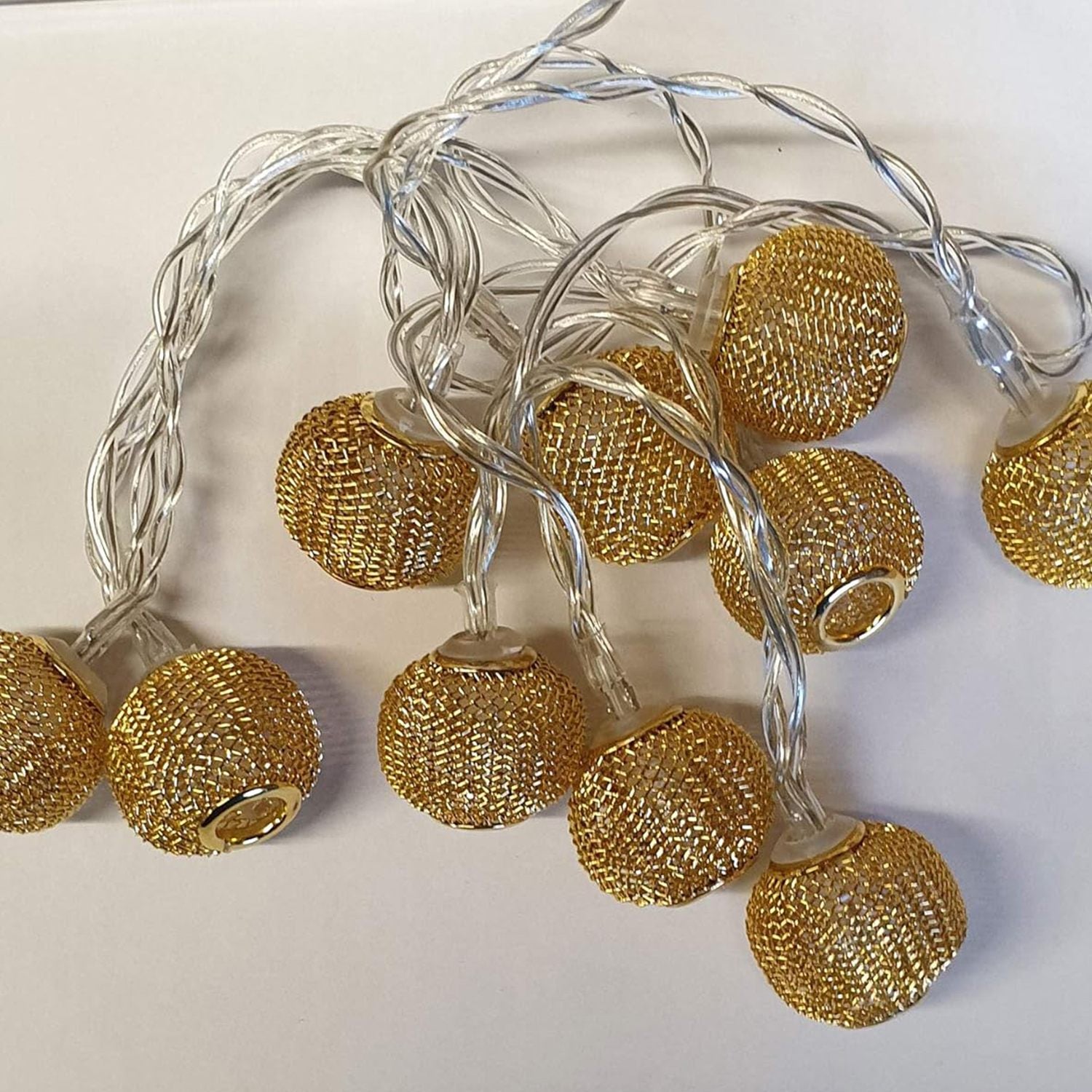 LED Lichterkette mit 10 Kugeln in Goldoptik warmweiß Batteriebetrieb Indoor