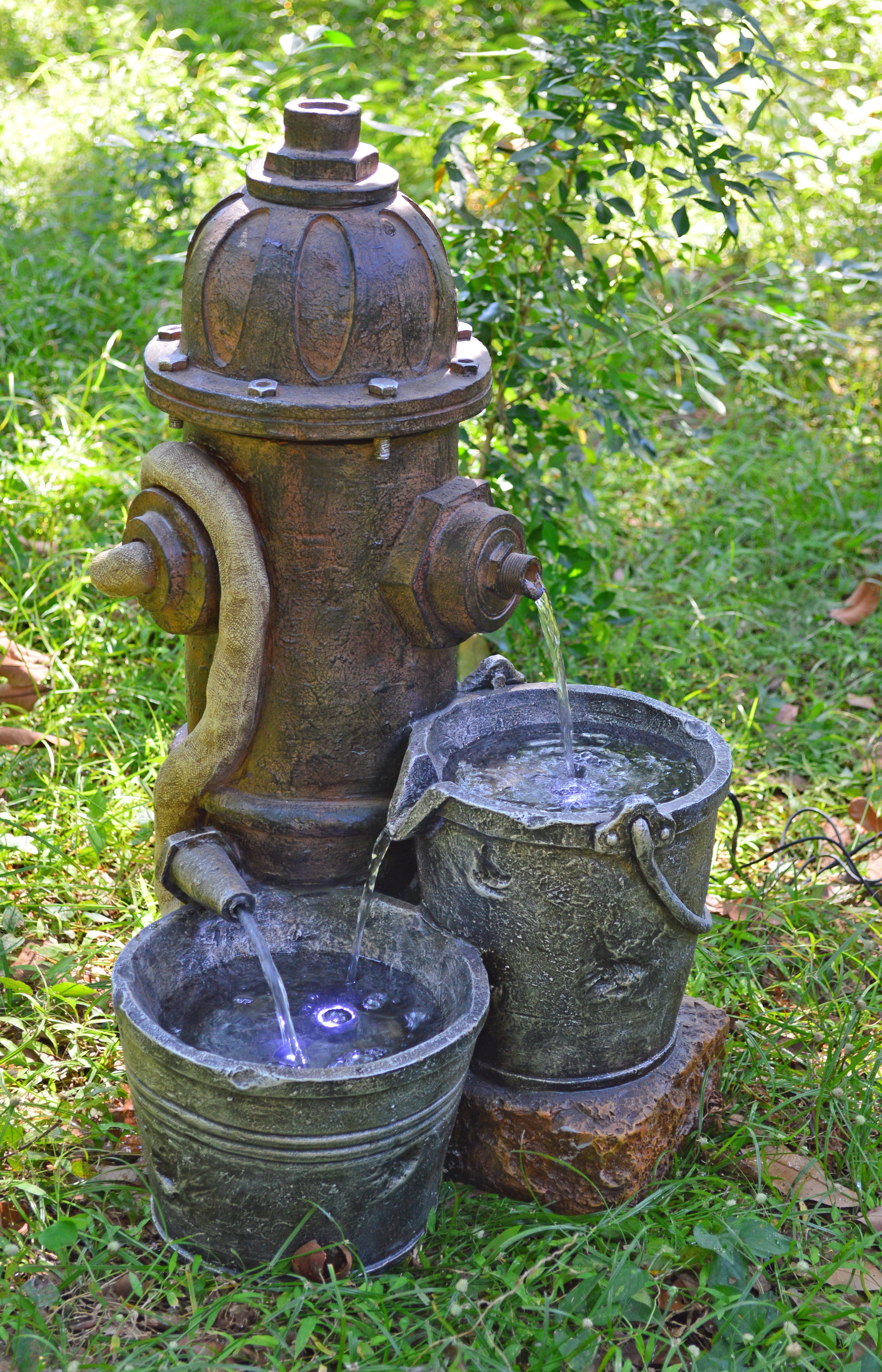 Zierbrunnen Gartenbrunnen HERMES Wasserfall Kaskadenbrunnen rustikal von Garden Pleasure