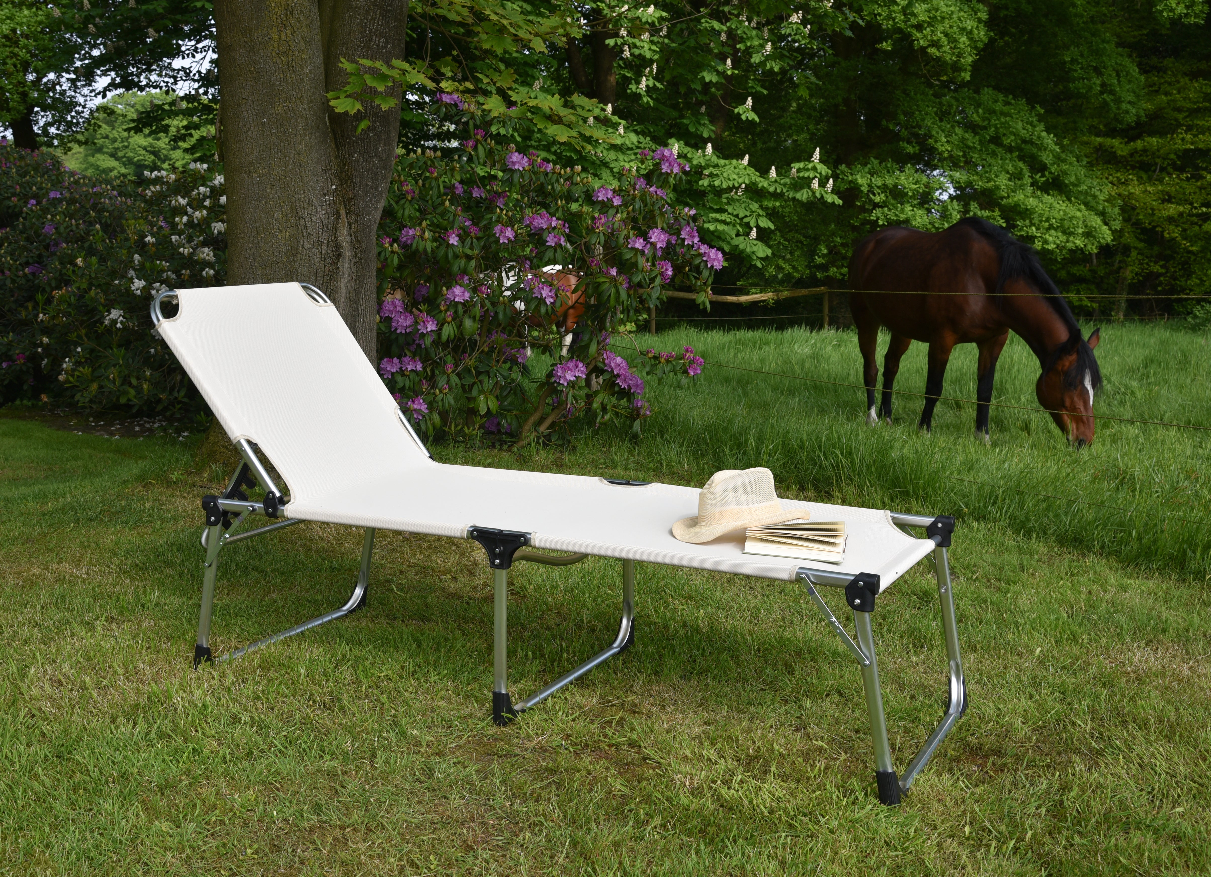 XXL Sonnenliege Gartenliege ABACO Dreibeinliege Beige von Garden Pleasure