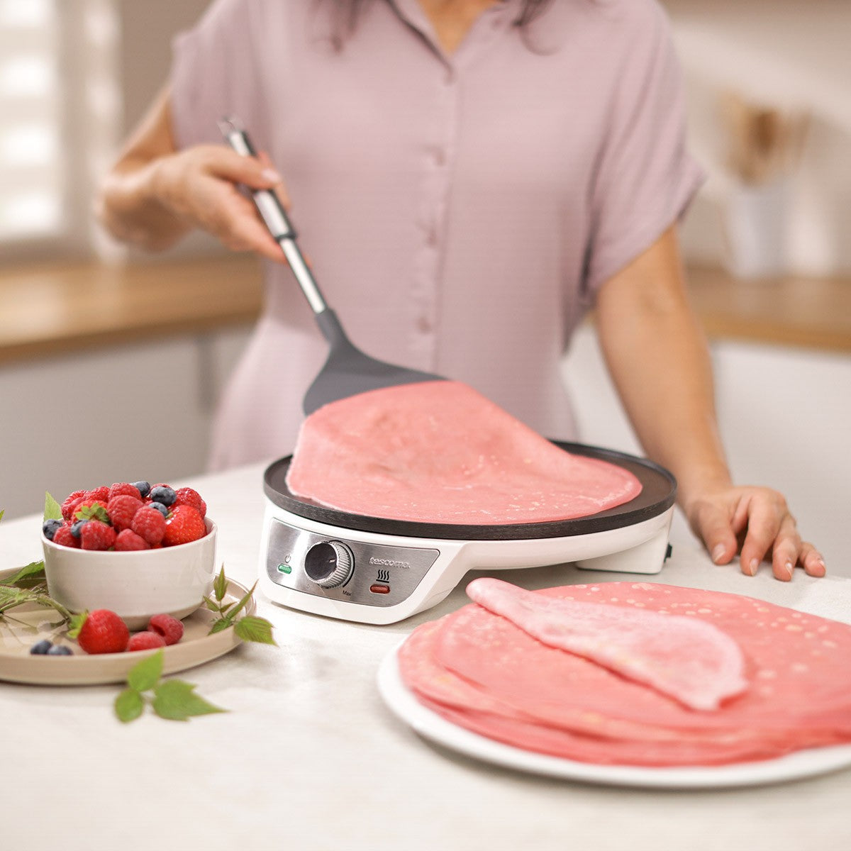 Crêpes-Maker GrandCHEF von Tescoma – elektrischer Crepesbereiter für Zuhause