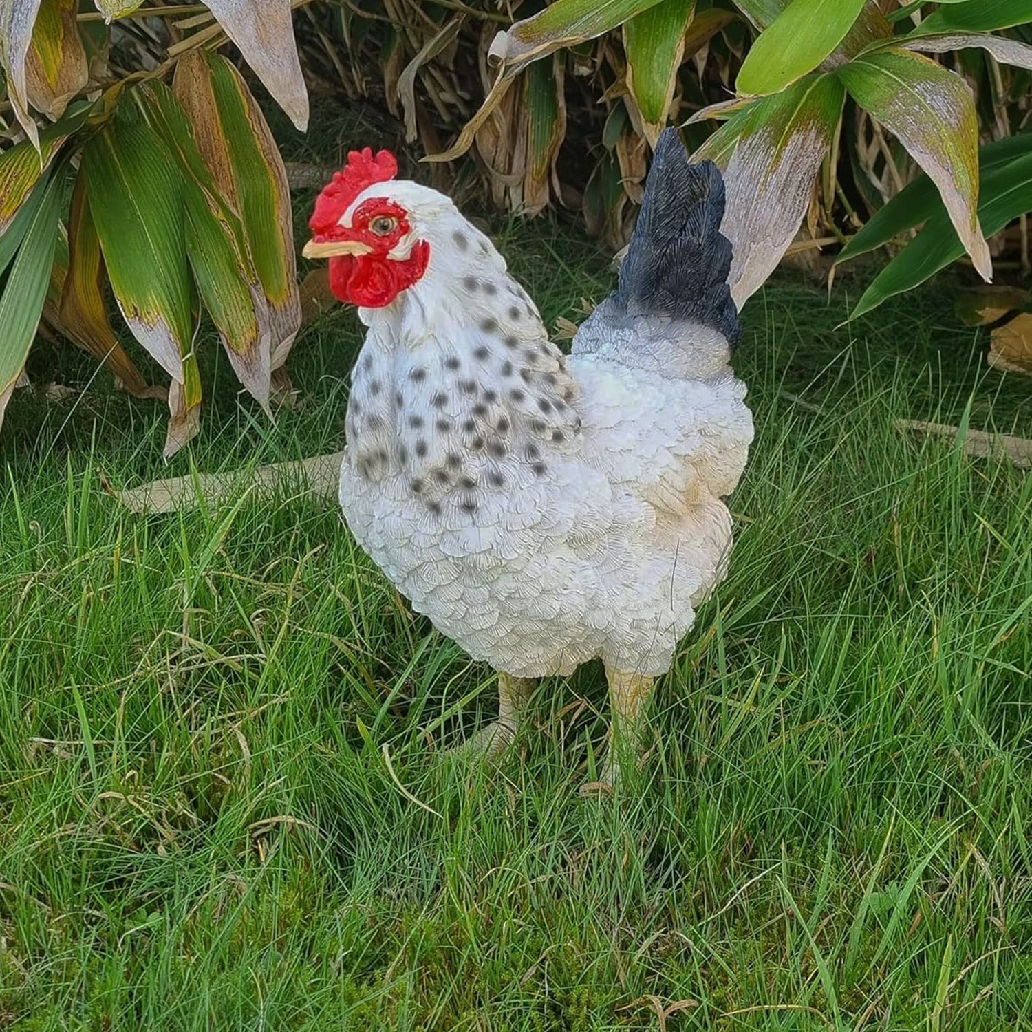 Huhn Henne Huhnfigur Eva Tierfigur stehend Gartenfigur Dekofigur